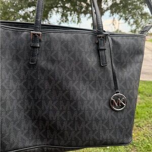 Michael Kors Signature Black Tote
